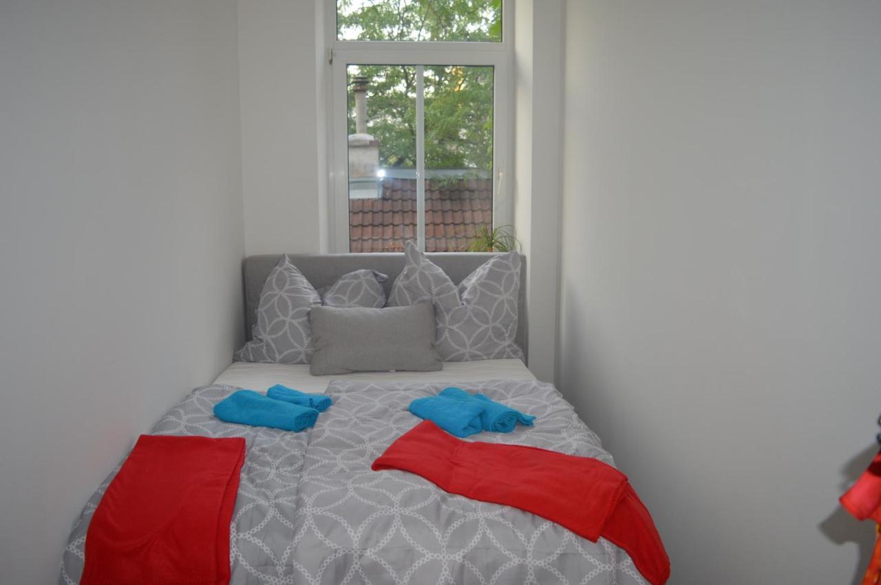 וינה Nette Altbauwohnung Nur 10 Min Von Der City מראה חיצוני תמונה