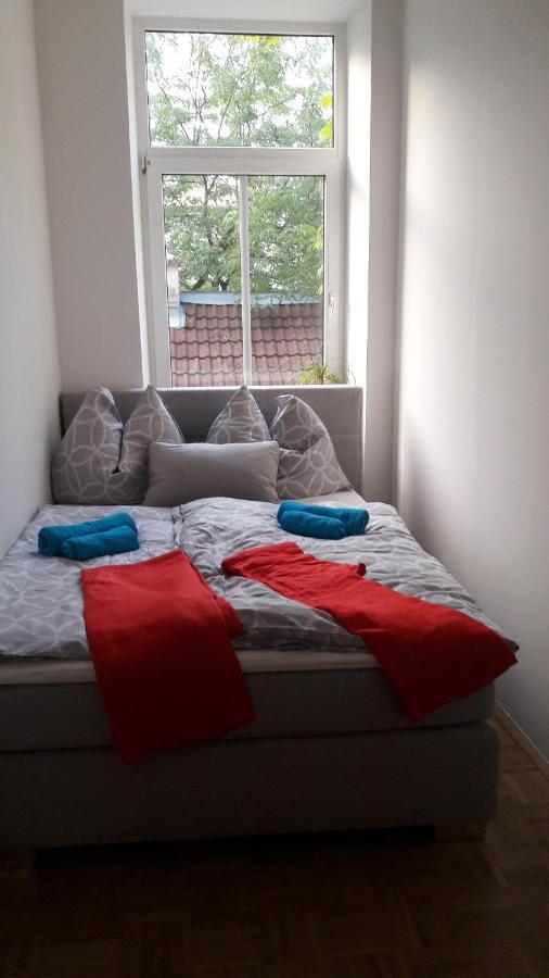 וינה Nette Altbauwohnung Nur 10 Min Von Der City מראה חיצוני תמונה