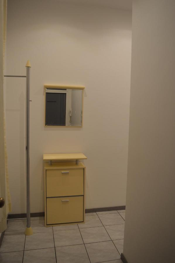 וינה Nette Altbauwohnung Nur 10 Min Von Der City מראה חיצוני תמונה