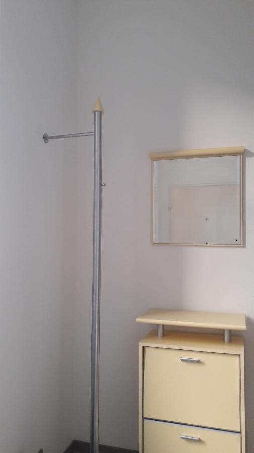 וינה Nette Altbauwohnung Nur 10 Min Von Der City מראה חיצוני תמונה