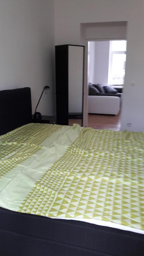 וינה Nette Altbauwohnung Nur 10 Min Von Der City מראה חיצוני תמונה