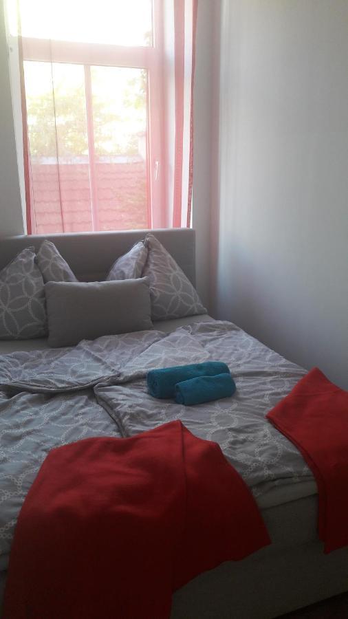 וינה Nette Altbauwohnung Nur 10 Min Von Der City מראה חיצוני תמונה