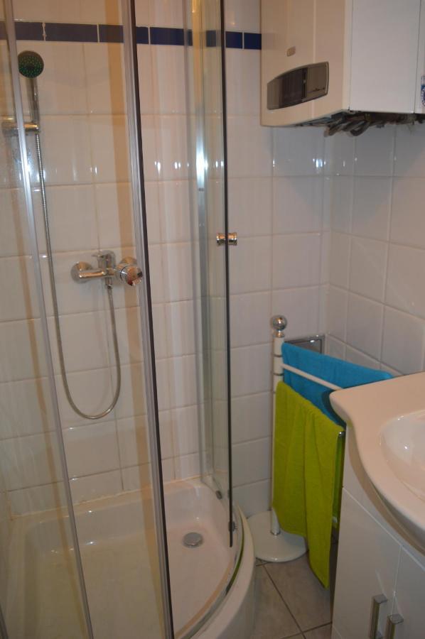 וינה Nette Altbauwohnung Nur 10 Min Von Der City מראה חיצוני תמונה