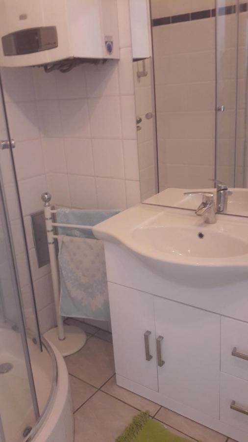 וינה Nette Altbauwohnung Nur 10 Min Von Der City מראה חיצוני תמונה